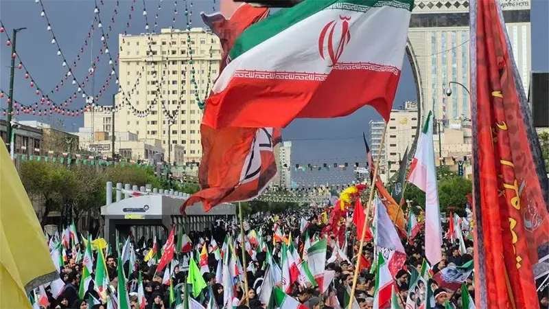 گردهمایی خودجوش مردمی در جنگ رمضان